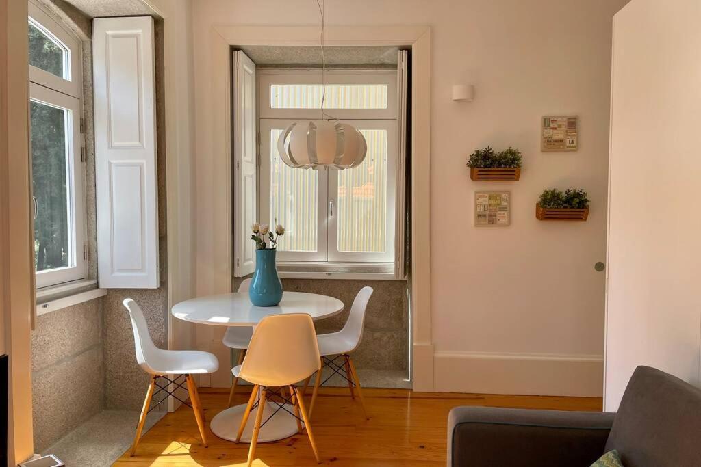 Santo Antonio Cozy Apartment Porto Eksteriør bilde