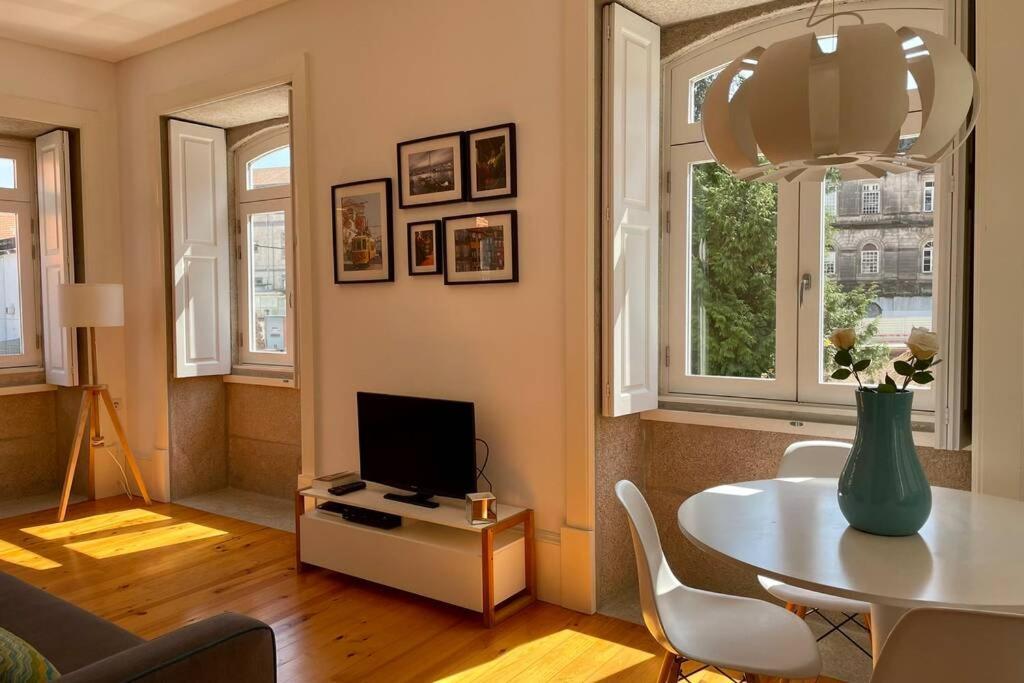 Santo Antonio Cozy Apartment Porto Eksteriør bilde