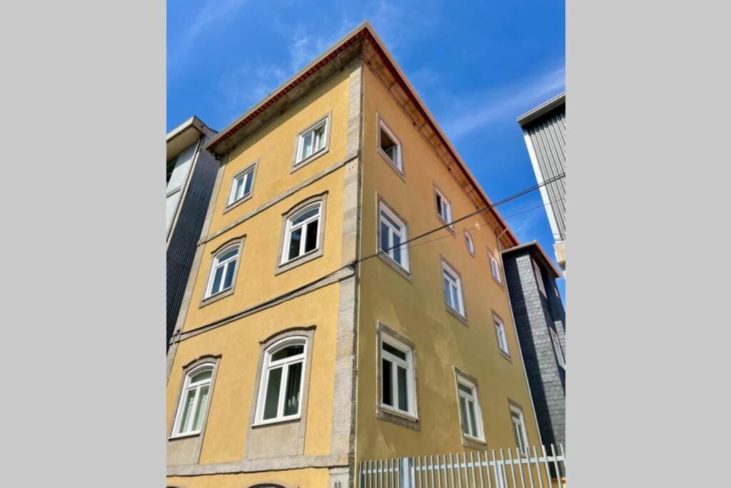 Santo Antonio Cozy Apartment Porto Eksteriør bilde